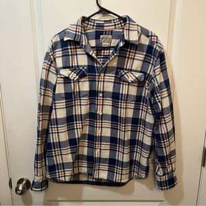 Men’s Quicksilver Flannel Button up.